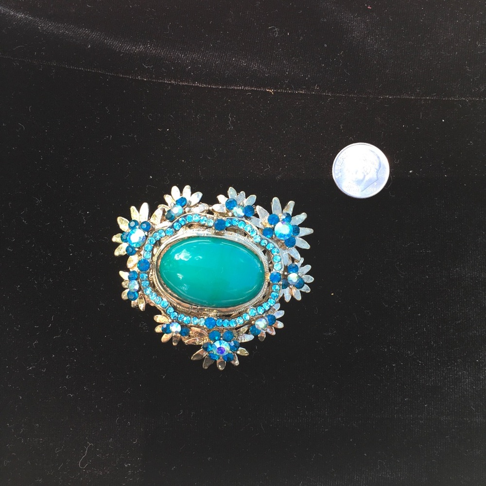 Two Statement Brooches - Picture 4 of 7